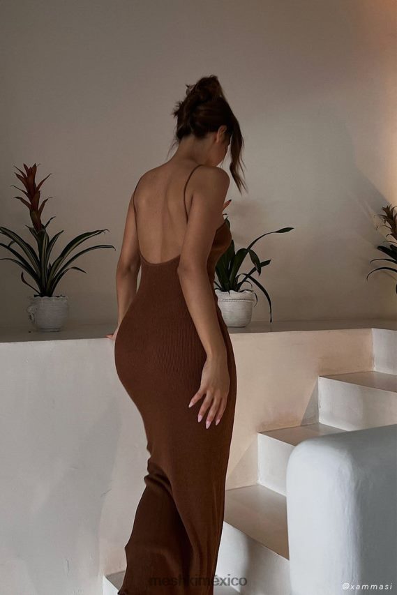 Meshki vestido largo asimétrico recto de punto con cuello halter aryana arcilla ropa H48F8H727