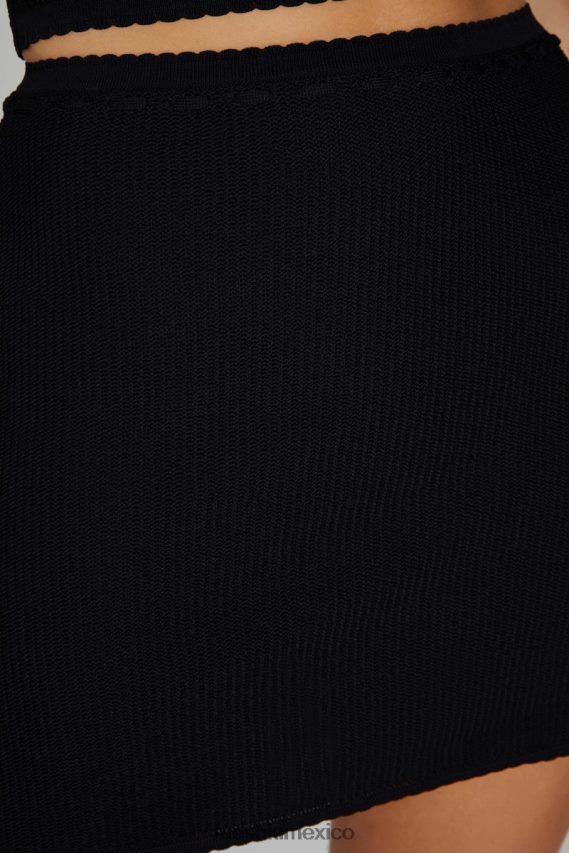 Meshki minifalda kyra tipo gofre negro ropa H48F8H1285