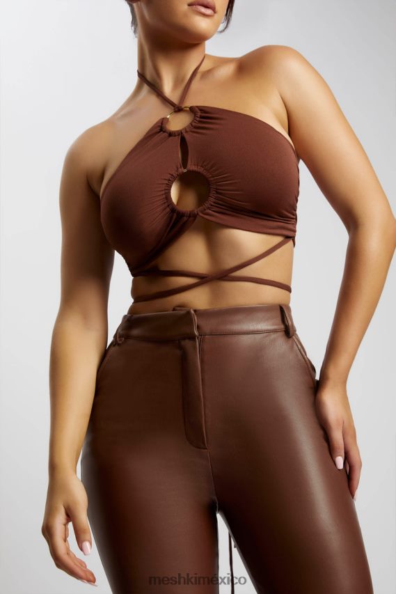 Meshki top corto sabrina fruncido con cuello halter chocolate ropa H48F8H1169